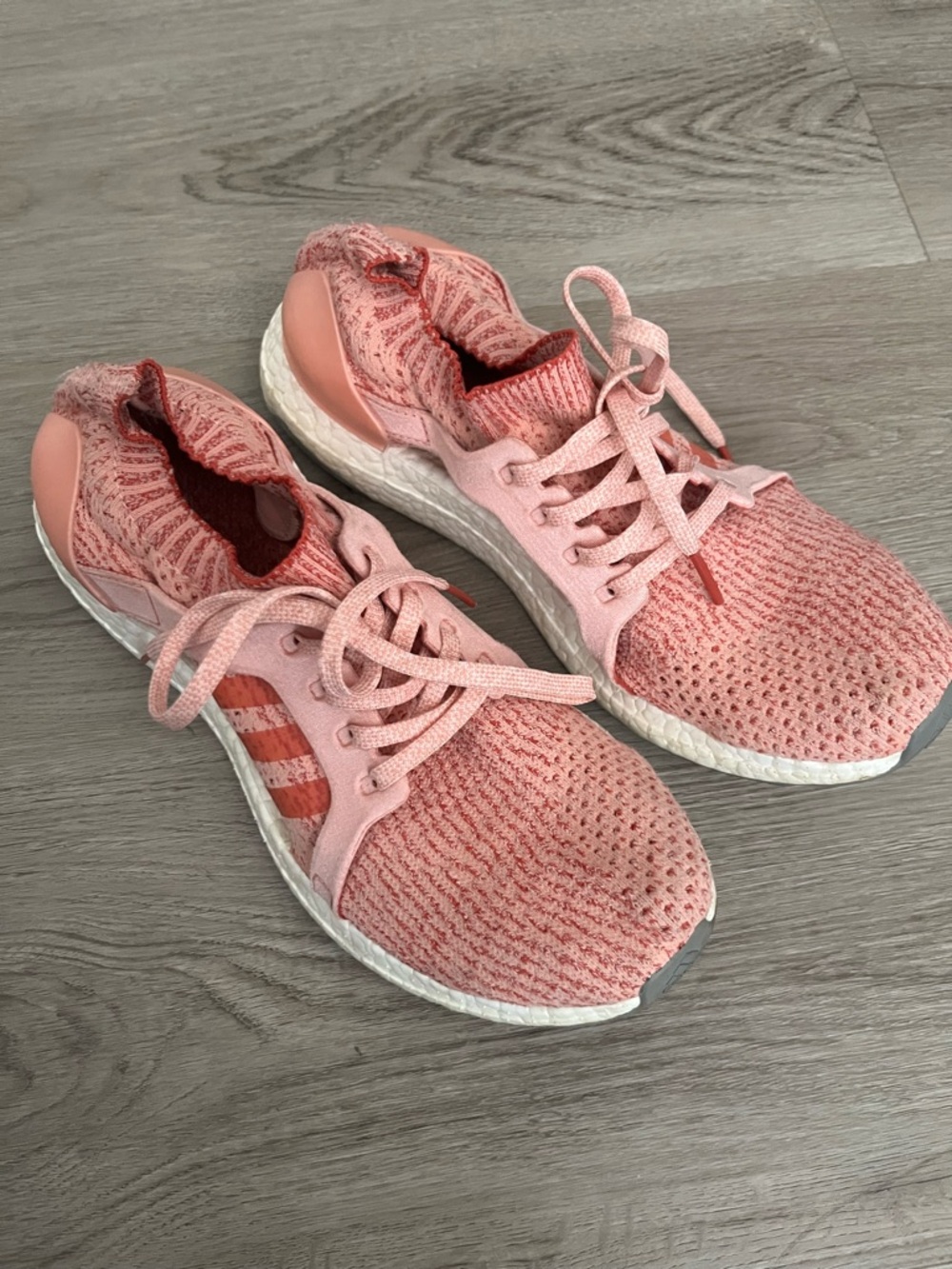 Adidas Ultra Boost Running Shoe women’s size 9‎